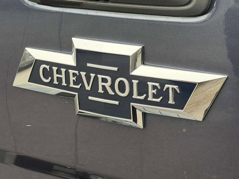 Used 2018 Chevrolet Silverado 1500 LTZ Z71 w/ Centennial Edition image 7