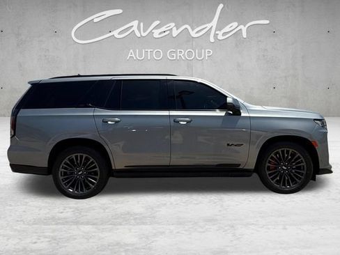 Certified 2023 Cadillac Escalade V AWD/4WD image 17