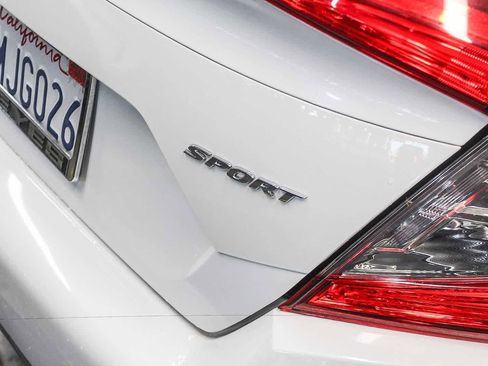 Used 2019 Honda Civic Sport image 12