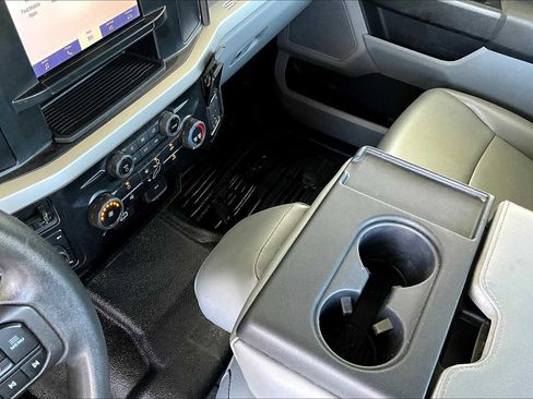 Used 2024 Ford F250 XL w/ XL Chrome Package image 15