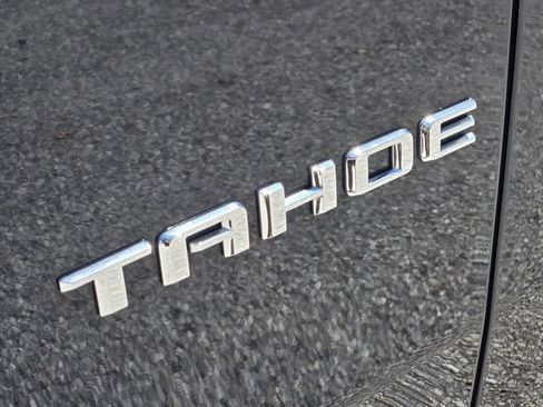 Used 2022 Chevrolet Tahoe Premier AWD/4WD image 13