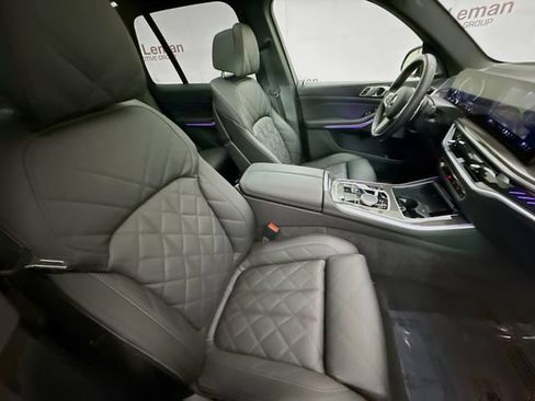 Used 2026 BMW X5 M60i AWD/4WD image 30