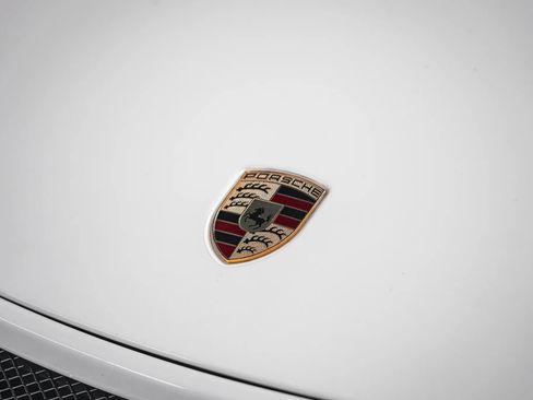 Used 2015 Porsche 911 GT3 RWD image 5