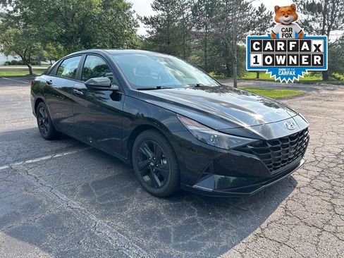 Used 2021 Hyundai Elantra SEL w/ Cargo Package FWD image 1