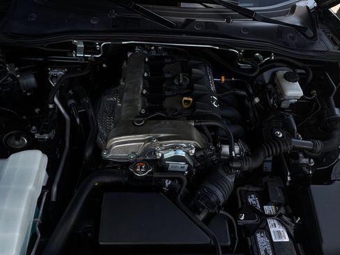 Used 2016 MAZDA MX-5 Miata Grand Touring RWD image 18