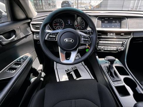 Used 2020 Kia Optima LX FWD image 8