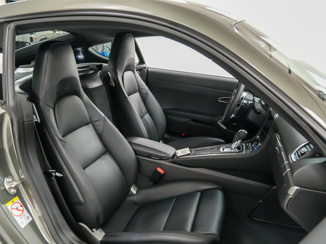 Certified 2025 Porsche 718 Cayman RWD image 18