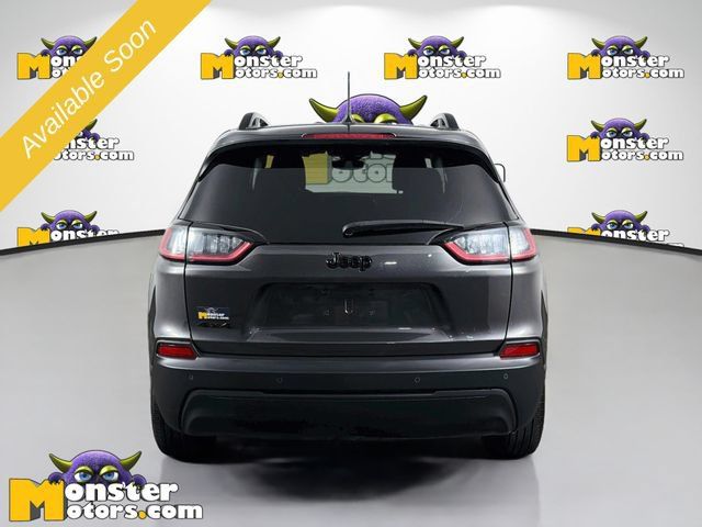 Used 2023 Jeep Cherokee Altitude Lux w/ Elite Group AWD/4WD image 6