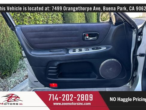 Used 2004 Lexus IS 300 w/ Pwr & Alcantara Pkg RWD image 41
