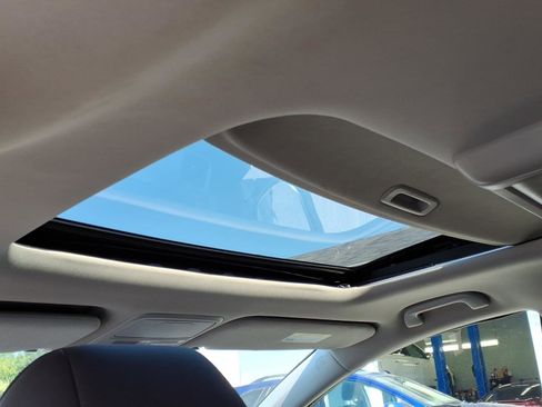 Used 2015 Honda Odyssey EX-L image 13