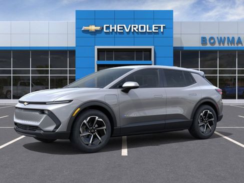 New 2026 Chevrolet Equinox EV LT w/ Comfort Package FWD image 2