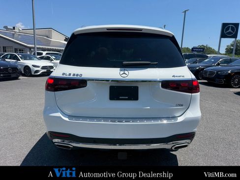 Certified 2025 Mercedes-Benz GLS 580 4MATIC image 7