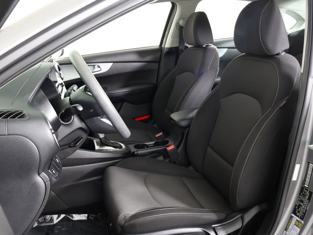 Used 2023 Kia Forte LXS FWD image 28