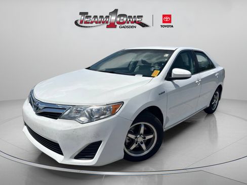 Used 2012 Toyota Camry LE FWD image 4