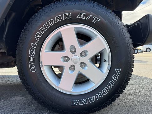 Used 2017 Jeep Wrangler Sport w/ Quick Order Package 24S image 24