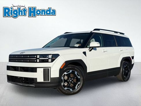 Used 2026 Hyundai Santa Fe SEL AWD/4WD image 2