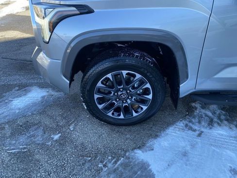 Used 2025 Toyota Tundra Limited image 2