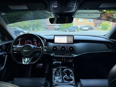 Used 2022 Kia Stinger GT-Line RWD image 27