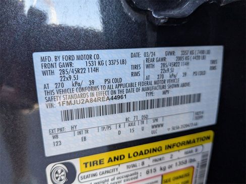 Used 2024 Ford Expedition Limited image 36