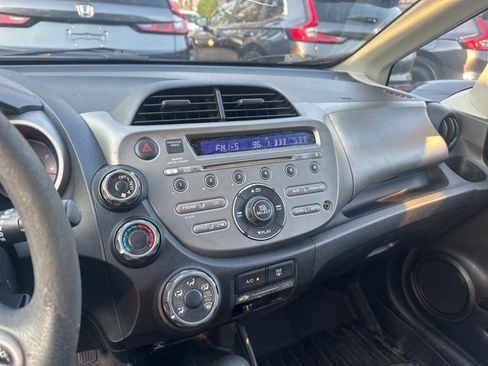 Used 2009 Honda Fit image 14