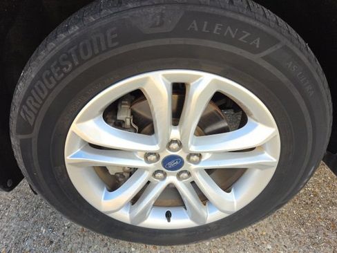 Certified 2020 Ford Edge SEL FWD image 13
