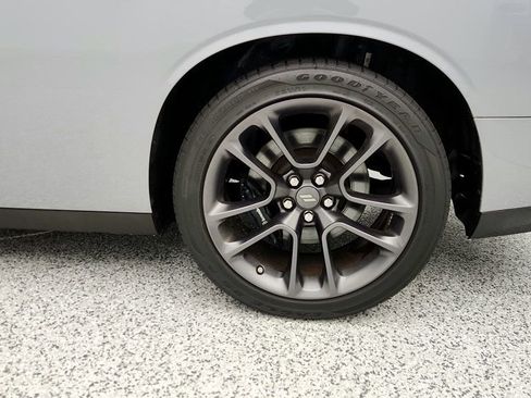 Used 2022 Dodge Challenger R/T Scat Pack w/ Shaker Package image 9