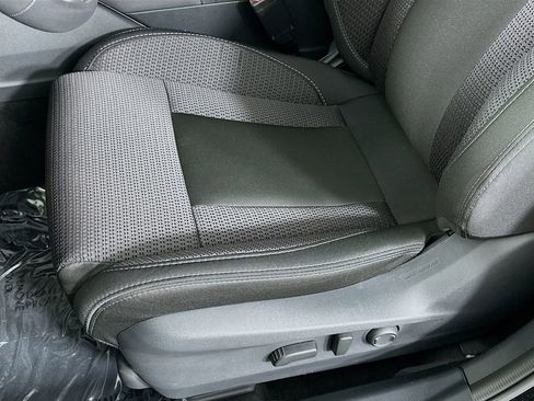 Used 2025 Subaru Outback Premium w/ Popular Package #1A image 24