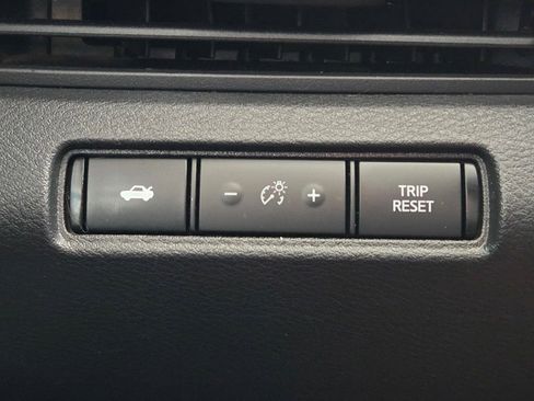 Used 2020 Nissan Altima 2.5 SR w/ Premium Package FWD image 30