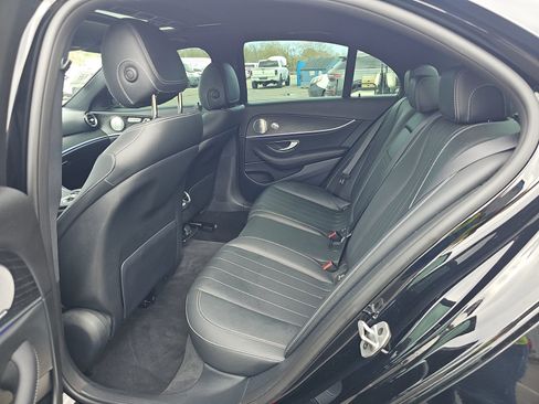 Used 2020 Mercedes-Benz E 350 Sedan w/ Premium Package image 13