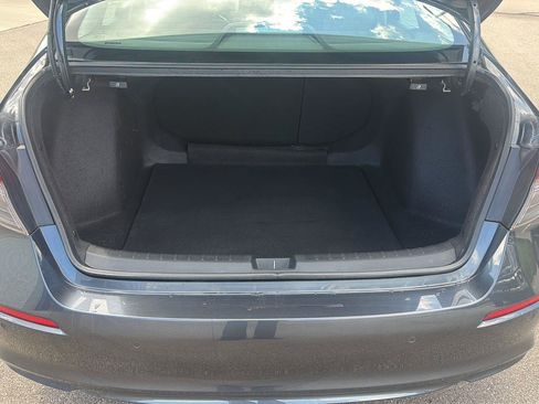 Used 2023 Honda Civic Touring image 5
