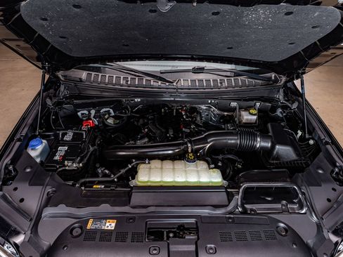 Used 2024 Lincoln Navigator Black Label image 32