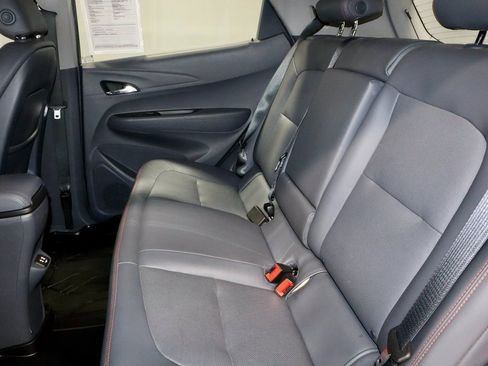 Used 2020 Chevrolet Bolt Premier w/ Infotainment Package image 22