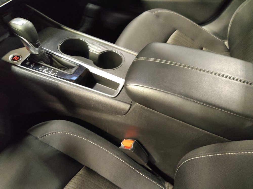 Used 2025 Nissan Altima 2.5 SV FWD image 26
