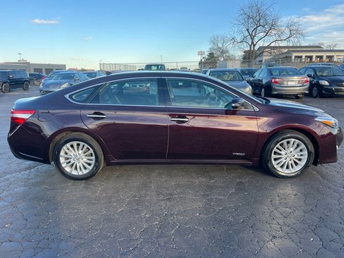 Used 2013 Toyota Avalon Limited image 8