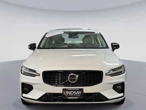 Used 2024 Volvo S60 B5 Plus w/ Climate Package FWD image 8