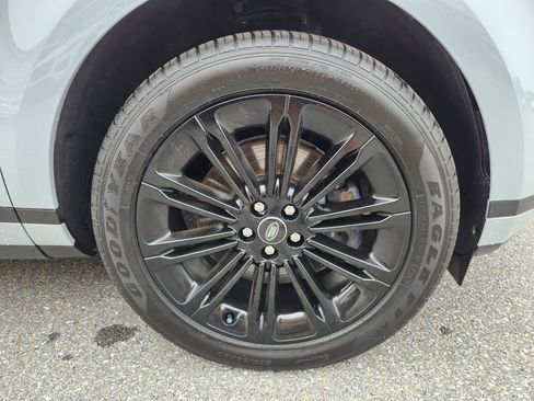 Certified 2025 Land Rover Range Rover Evoque S image 7