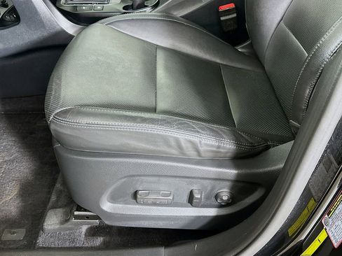 Used 2018 Hyundai Santa Fe SE image 30