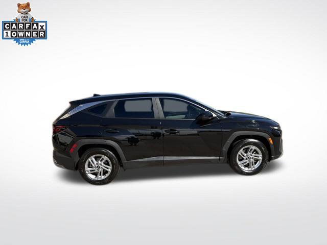 Used 2025 Hyundai Tucson SE FWD image 2