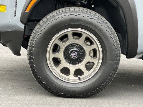 Used 2023 Nissan Frontier Pro-X w/ Pro-X Premium Package image 24