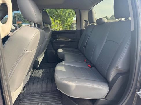 Used 2018 RAM 2500 Tradesman w/ Chrome Appearance Group AWD/4WD image 14
