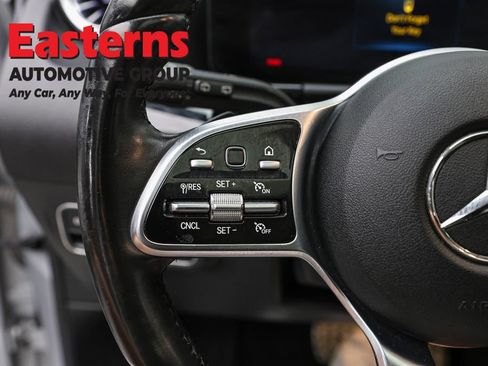 Used 2022 Mercedes-Benz GLA 250 4MATIC w/ AMG Line image 15
