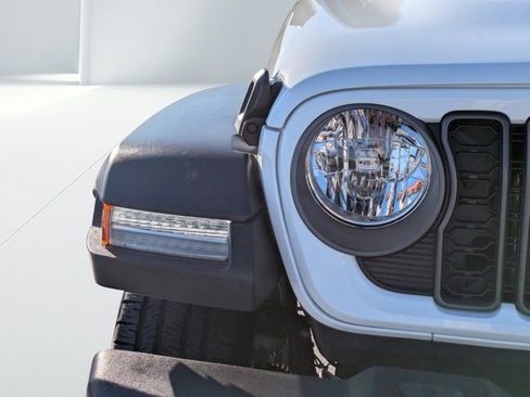 Used 2025 Jeep Wrangler Unlimited Sport S 4xe image 7