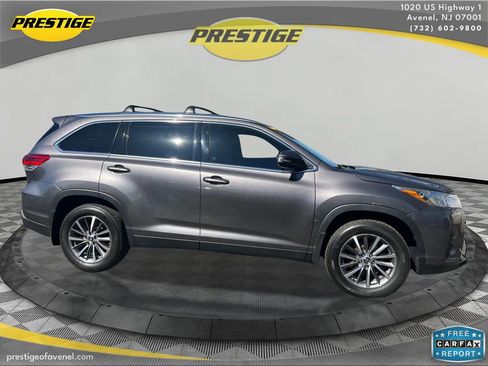 Used 2019 Toyota Highlander XLE image 4