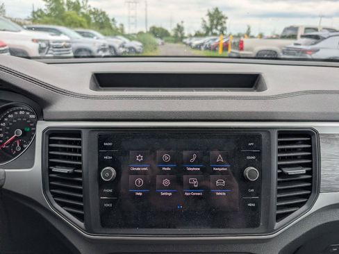 Used 2021 Volkswagen Atlas Cross Sport SE w/ Panoramic Sunroof Package AWD/4WD image 14
