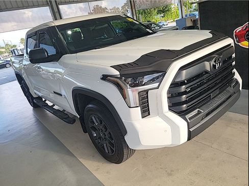 Used 2023 Toyota Tundra SR5 w/ SR5 Premium Package AWD/4WD image 6