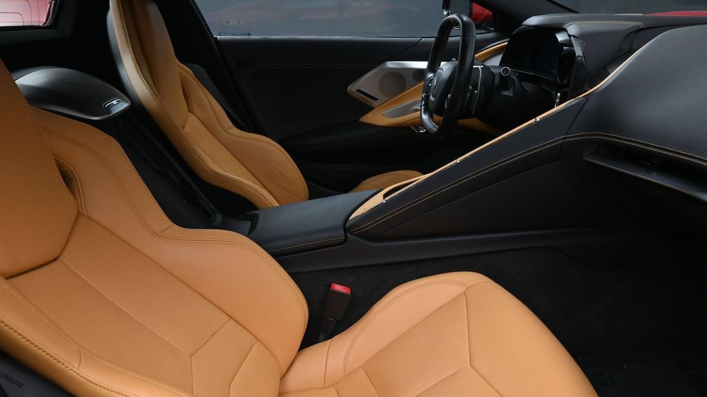 Used 2022 Chevrolet Corvette Stingray Preferred Conv w/ 2LT RWD image 2
