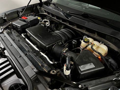 Used 2021 Chevrolet Silverado 1500 LT image 10