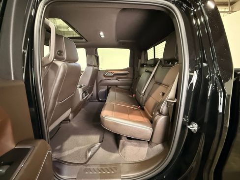 Used 2022 GMC Sierra 1500 Denali w/ Denali Reserve Package image 16