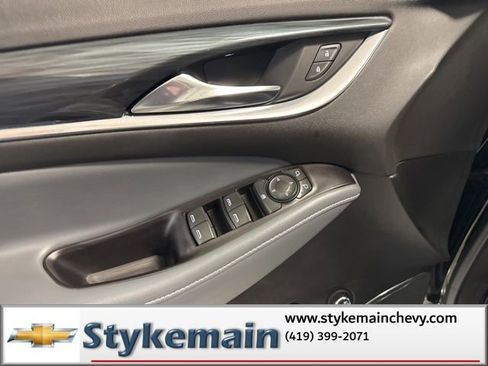 Used 2020 Buick Enclave Essence w/ Sound and Sites Package FWD image 40