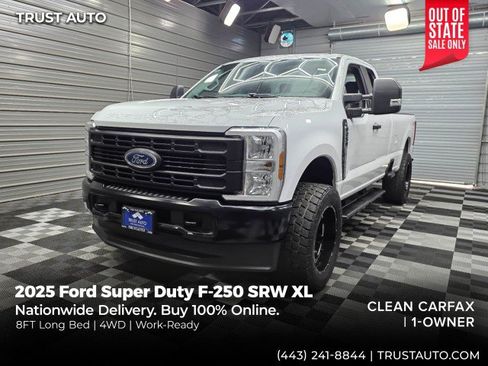 Used 2025 Ford F250 XL w/ F-250 >10K GVWR Package AWD/4WD image 1